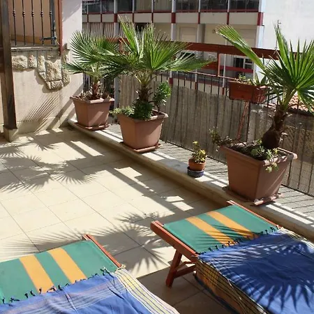 Bed & Breakfast Casa-b&b Bouganville Attico 85 Mq Barletta