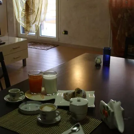 Bed & Breakfast Casa-b&b Bouganville Attico 85 Mq *